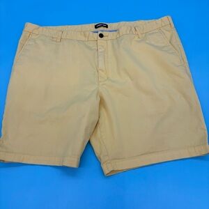 Land’s End Men’s Shorts Traditional Fit Flat Front Yellow Size 46